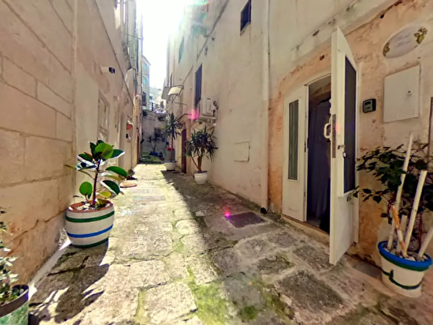 Immagine 2 di Villetta a schiera in vendita  a Ostuni