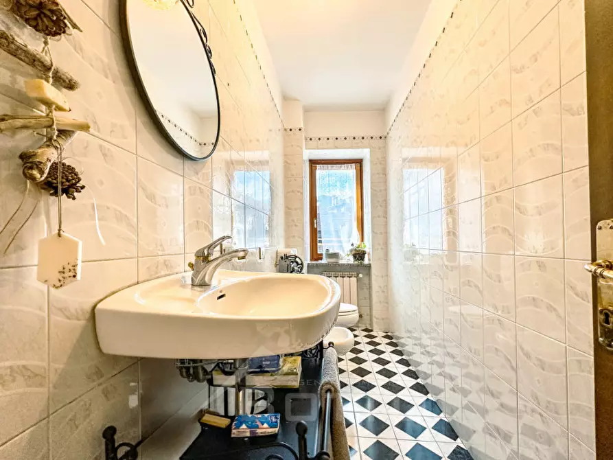 Immagine 18 di Casa indipendente in vendita  in Via Piede della Costa 43 a Varallo