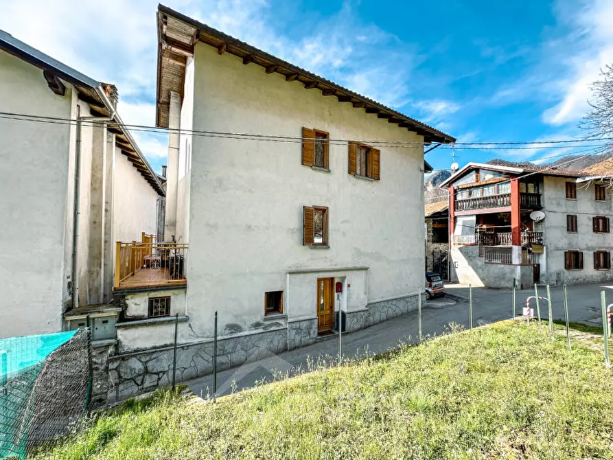 Immagine 21 di Casa indipendente in vendita  in Via Piede della Costa 43 a Varallo
