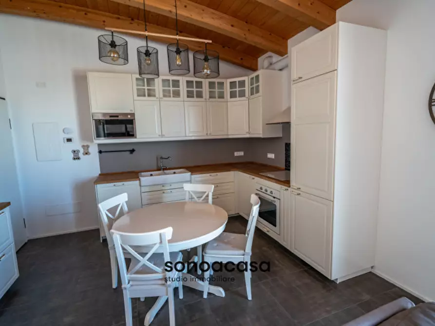 Immagine 4 di Attico in vendita  in Piazza dell'Unificazione 2e a Mondolfo