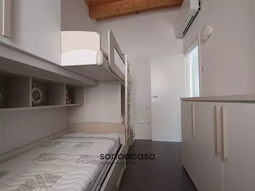 Immagine 17 di Attico in vendita  in Piazza dell'Unificazione 2e a Mondolfo