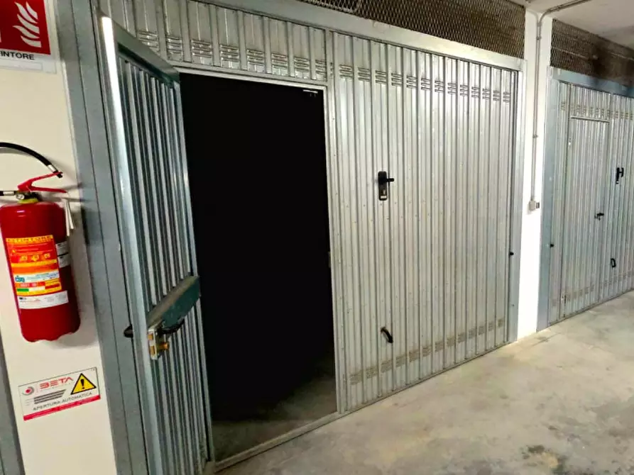 Immagine 30 di Attico in vendita  in Piazza dell'Unificazione 2e a Mondolfo