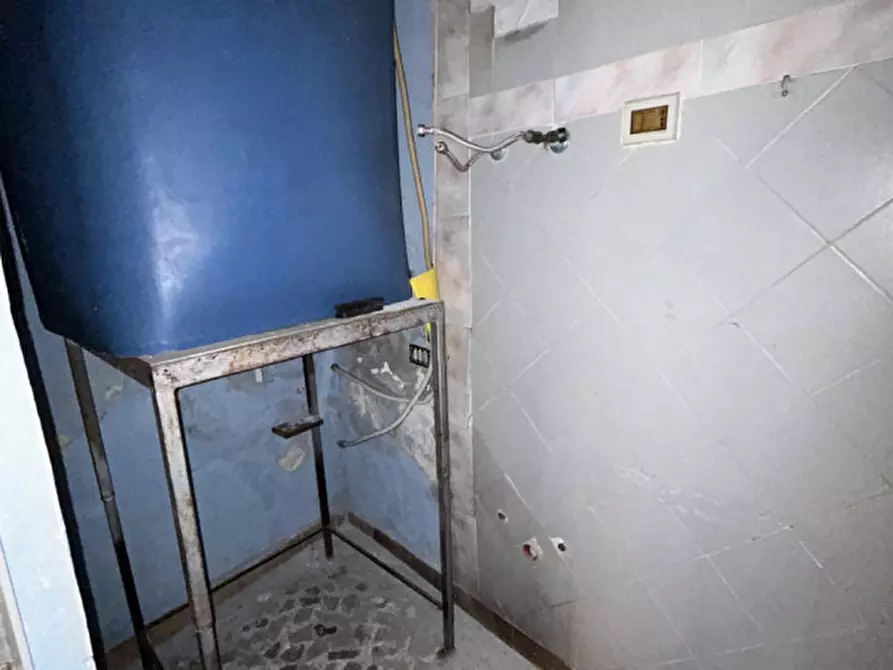 Immagine 2 di Negozio in vendita  in Via A. Veneziano a Monreale