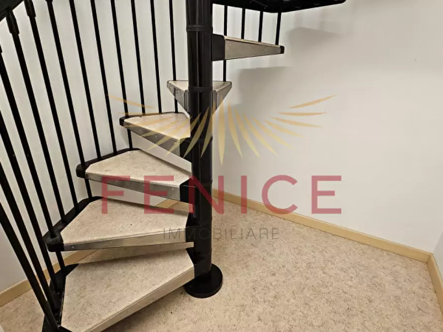 Immagine 20 di Negozio in affitto  in PIAZZA PARIGI 25 a Montebelluna