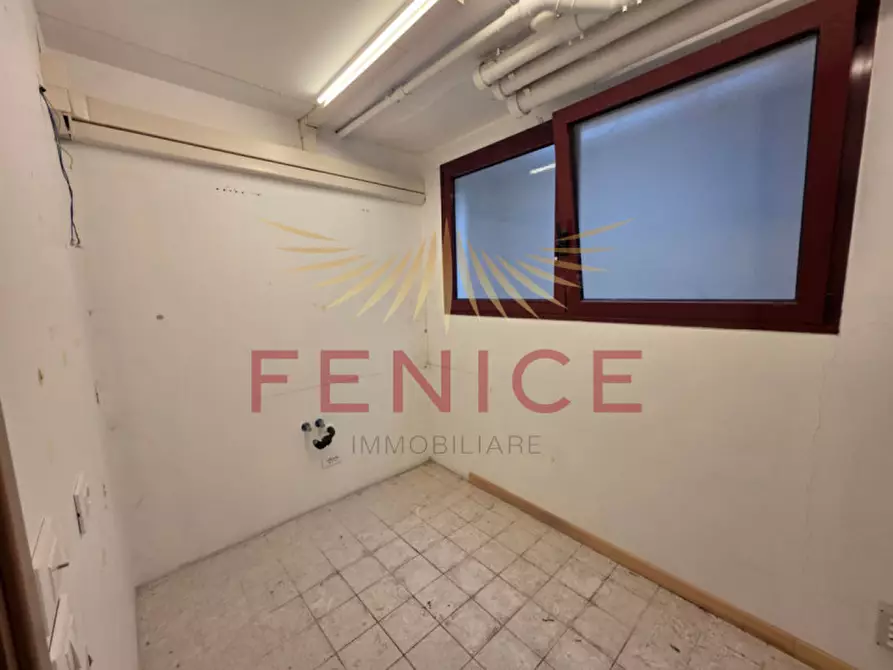 Immagine 27 di Negozio in affitto  in PIAZZA PARIGI 25 a Montebelluna