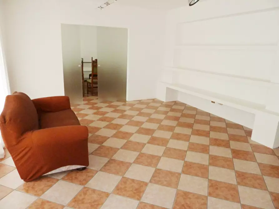 Immagine 2 di Ufficio in affitto  a Vigonza