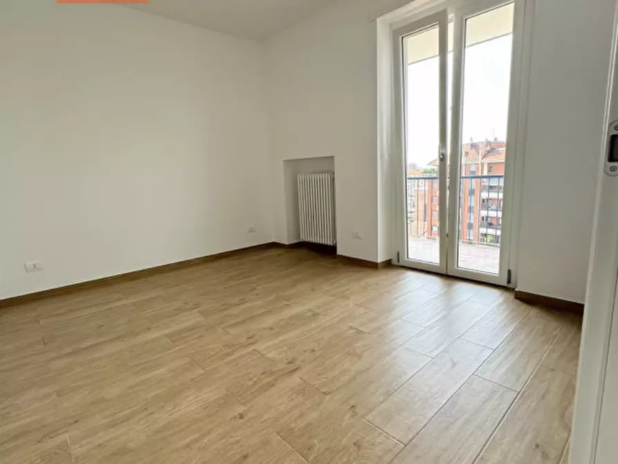 Immagine 9 di Appartamento in vendita  in Via Monginevro 169 a Torino