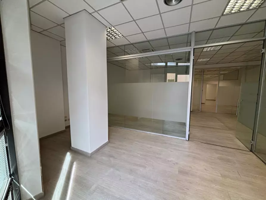 Immagine 2 di Ufficio in affitto  in VIA TOSELLI a Firenze
