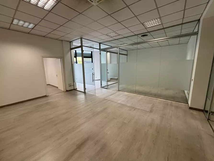 Immagine 9 di Ufficio in affitto  in VIA TOSELLI a Firenze