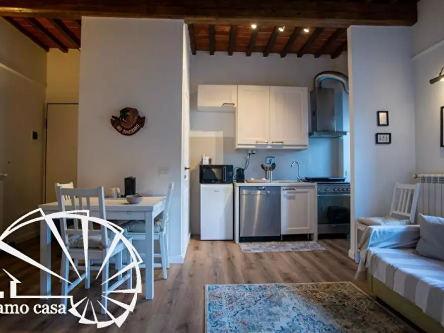 Immagine 2 di Appartamento in vendita  a Prato