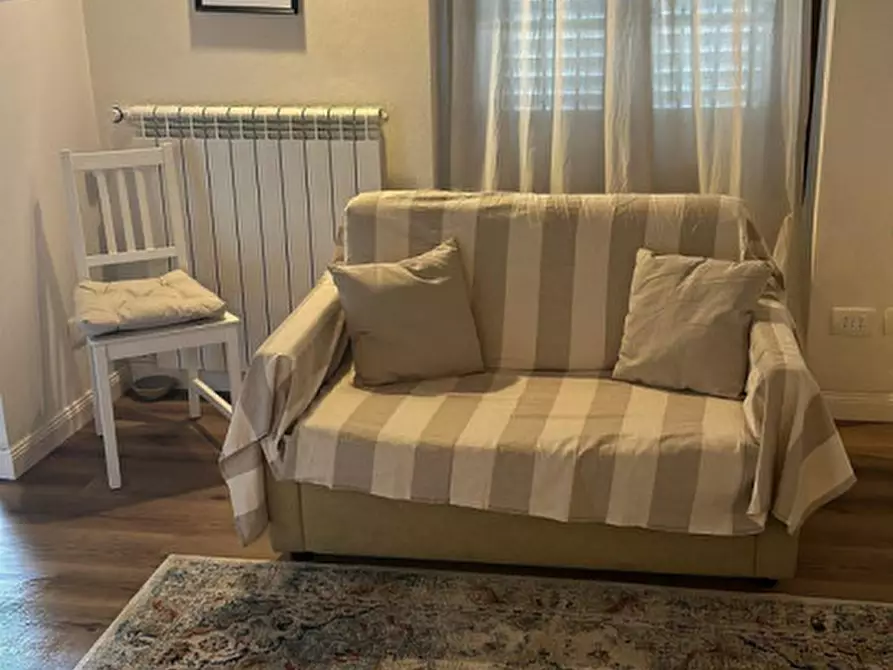 Immagine 7 di Appartamento in vendita  a Prato