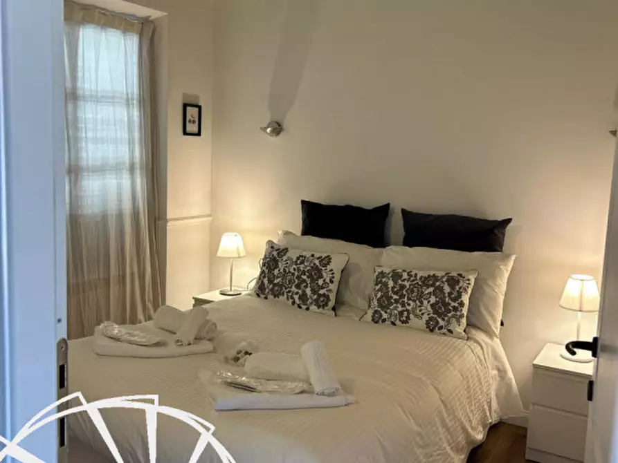 Immagine 14 di Appartamento in vendita  a Prato