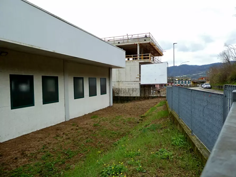 Immagine 21 di Capannone industriale in vendita  in ViaTorri a Arcugnano