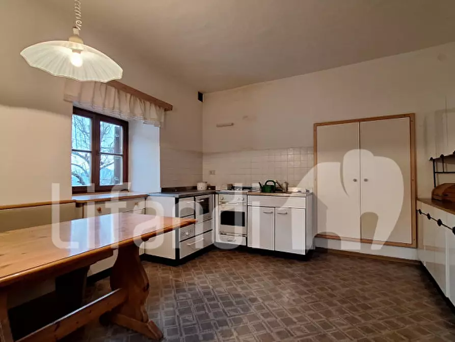 Immagine 5 di Casa indipendente in vendita  a Montagna .Montan.