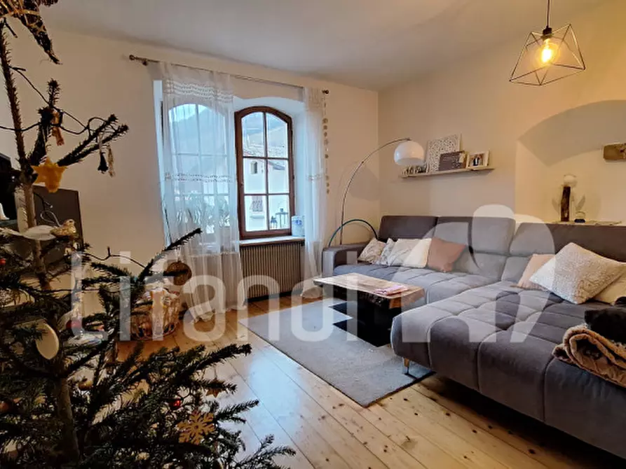 Immagine 8 di Casa indipendente in vendita  a Montagna .Montan.