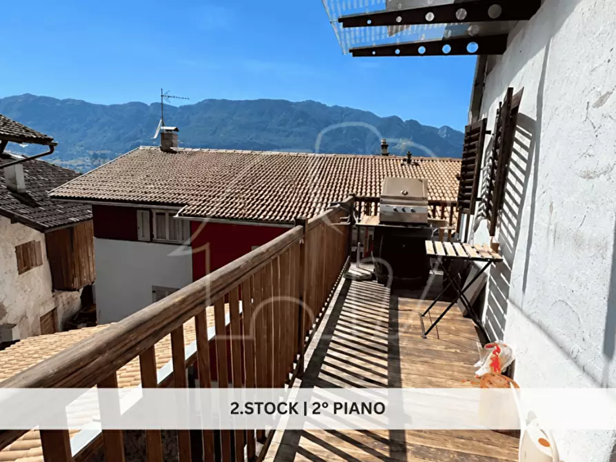 Immagine 9 di Casa indipendente in vendita  a Montagna .Montan.