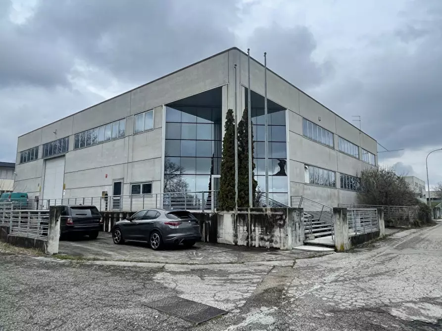 Immagine 1 di Capannone industriale in vendita  in Via Asolana a Pieve Del Grappa