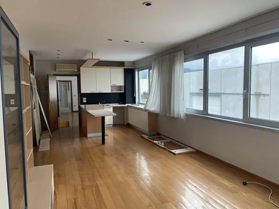 Immagine 33 di Capannone industriale in vendita  in Via Asolana a Pieve Del Grappa