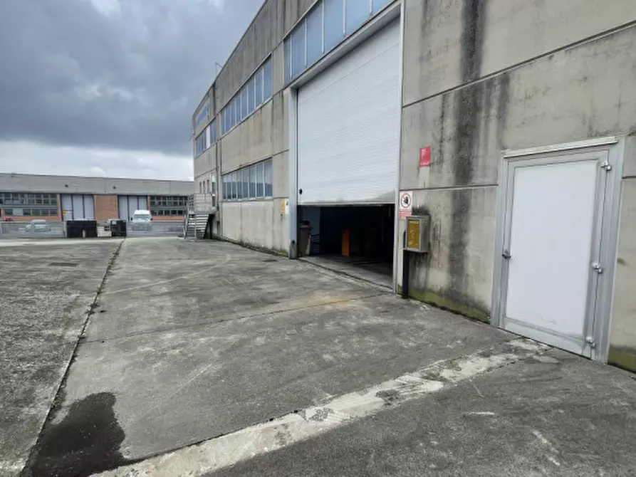 Immagine 35 di Capannone industriale in vendita  in Via Asolana a Pieve Del Grappa