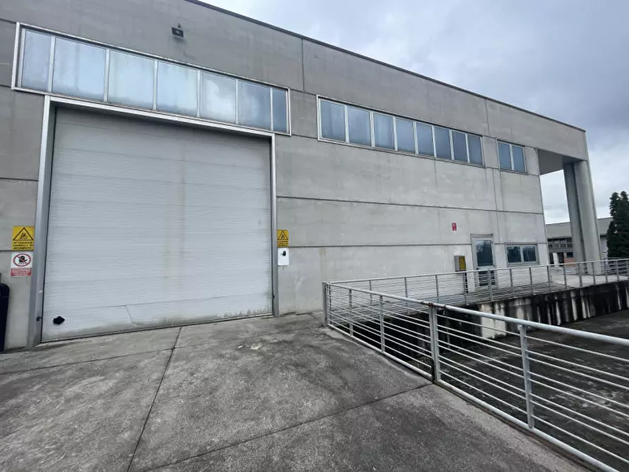 Immagine 41 di Capannone industriale in vendita  in Via Asolana a Pieve Del Grappa