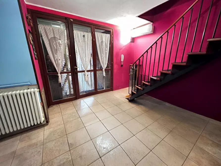 Immagine 7 di Appartamento in vendita  in Via Mezzabue a Sorbolo Mezzani