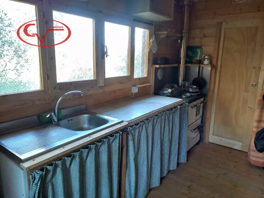 Immagine 11 di Terreno in vendita  a Montevarchi