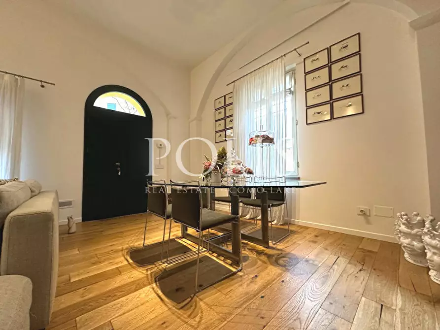 Immagine 4 di Appartamento in vendita  a Como