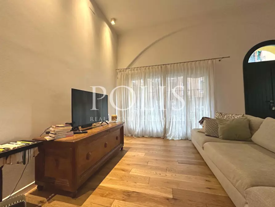 Immagine 6 di Appartamento in vendita  a Como