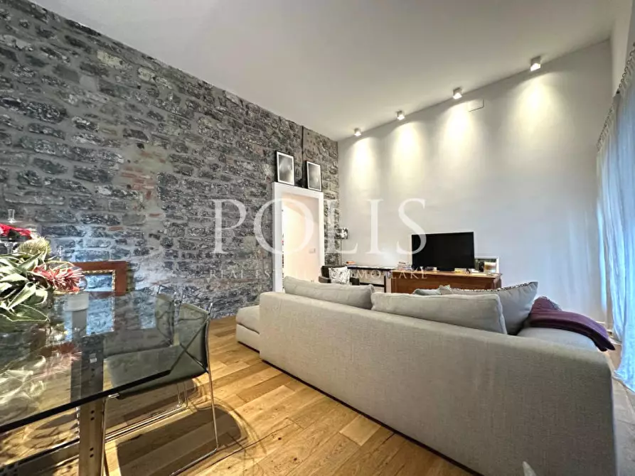 Immagine 8 di Appartamento in vendita  a Como