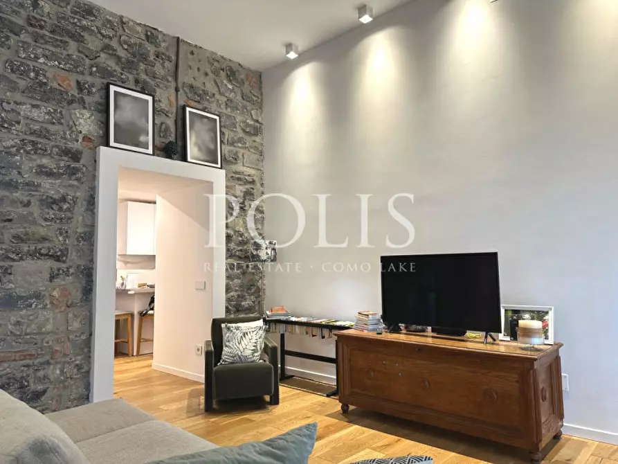 Immagine 9 di Appartamento in vendita  a Como