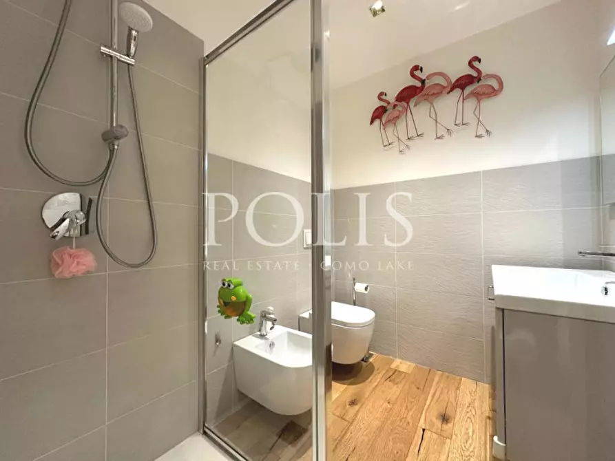 Immagine 26 di Appartamento in vendita  a Como