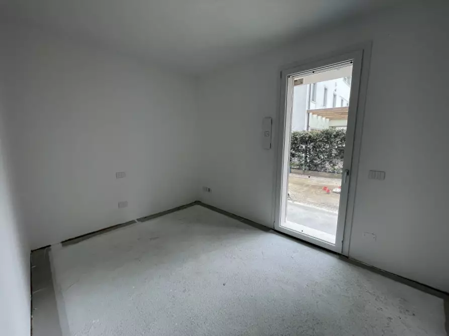 Immagine 12 di Appartamento in vendita  a Padova