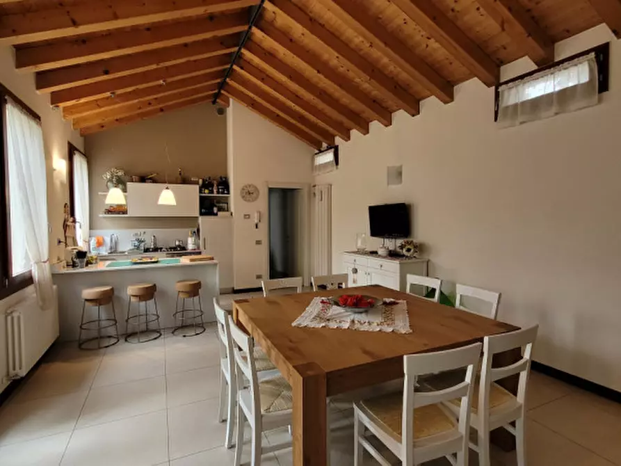 Immagine 2 di Appartamento in vendita  in piazza giovanni 23° cornuda 8 a Cornuda