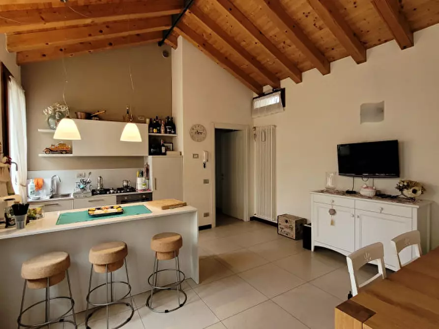 Immagine 4 di Appartamento in vendita  in piazza giovanni 23° cornuda 8 a Cornuda