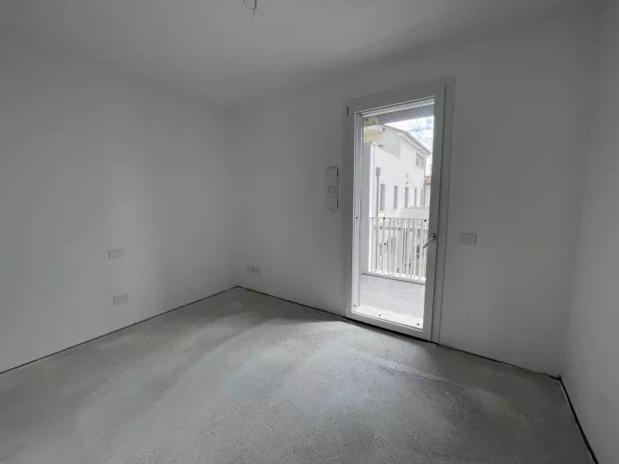 Immagine 10 di Appartamento in vendita  a Padova