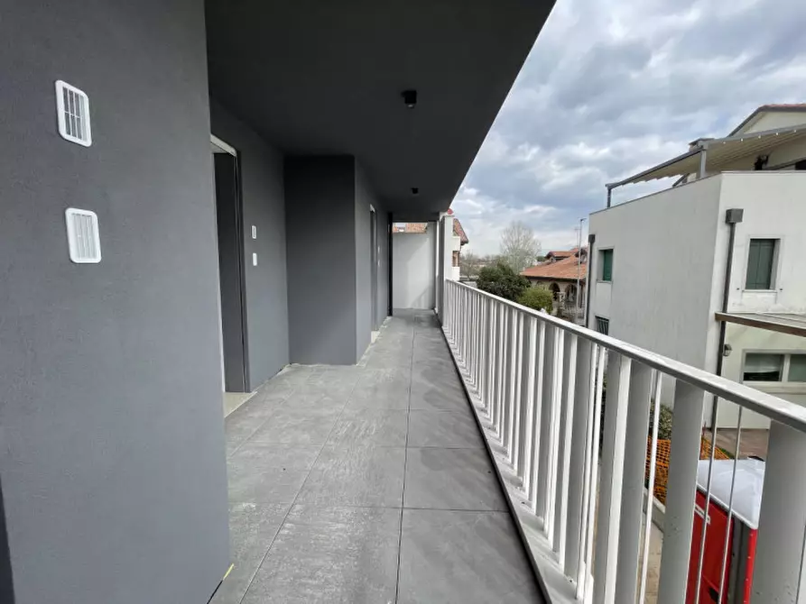 Immagine 12 di Appartamento in vendita  a Padova