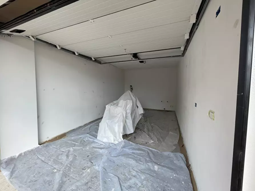 Immagine 15 di Appartamento in vendita  a Padova