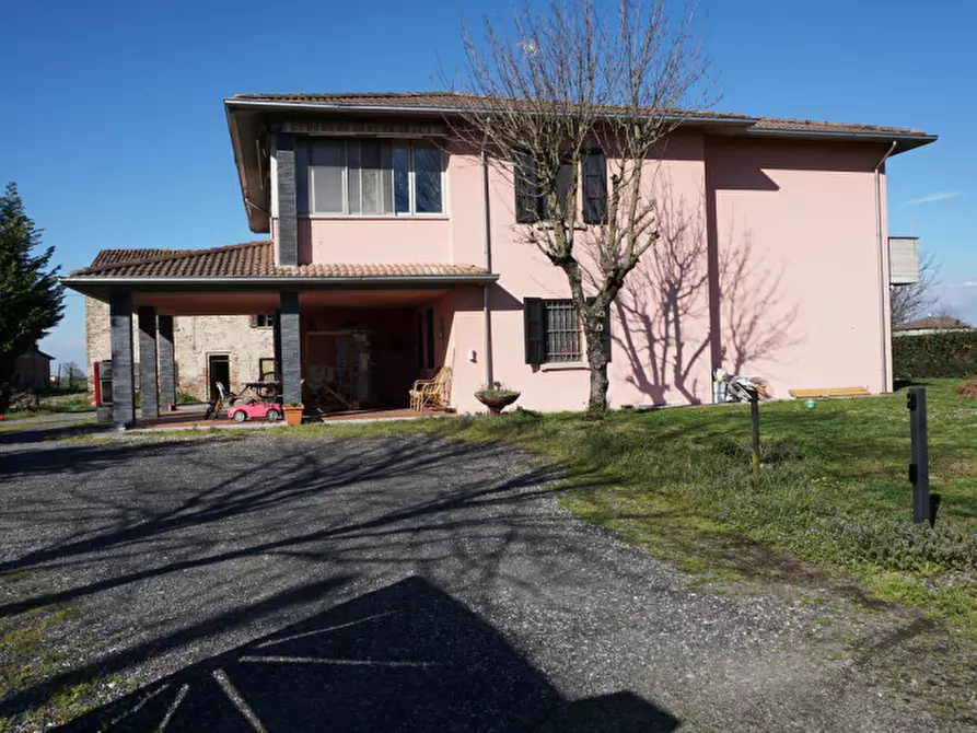 Immagine 38 di Villa in vendita  in Strada per Fontanellato,23 a San Secondo Parmense