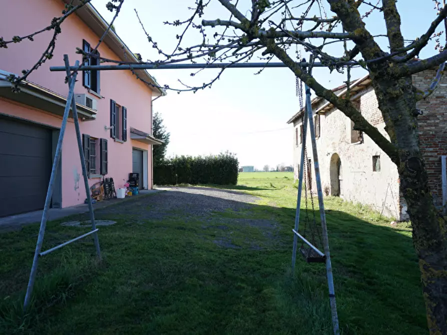 Immagine 44 di Villa in vendita  in Strada per Fontanellato,23 a San Secondo Parmense
