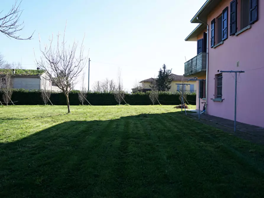 Immagine 45 di Villa in vendita  in Strada per Fontanellato,23 a San Secondo Parmense