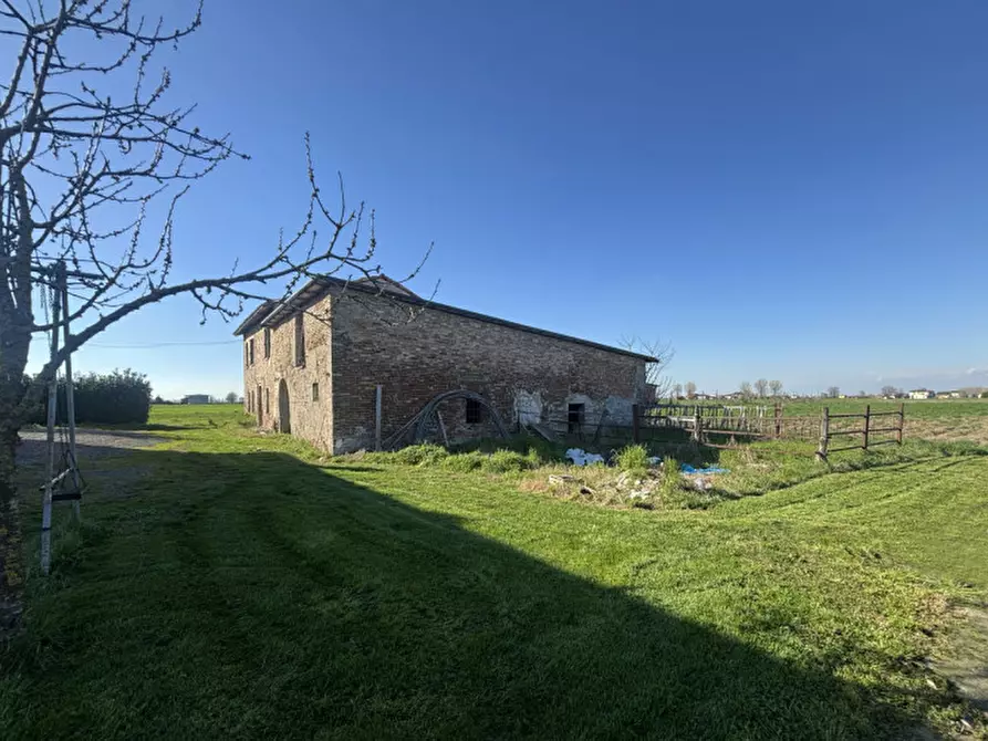 Immagine 4 di Rustico / casale in vendita  in Strada per fontanellato 23 a San Secondo Parmense