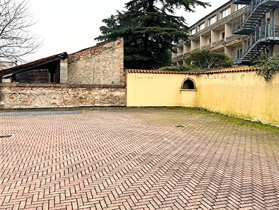Immagine 4 di Negozio in vendita  in Via Costa Calcinara 10 a Monselice