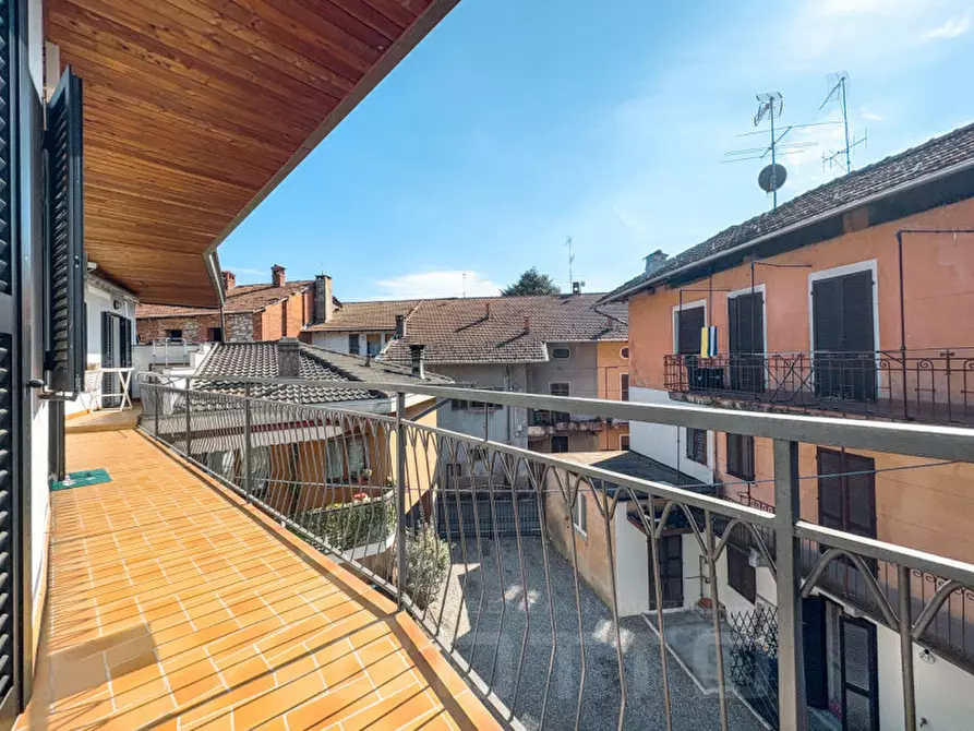 Immagine 15 di Villetta a schiera in vendita  in via Torino 6 a Briga Novarese