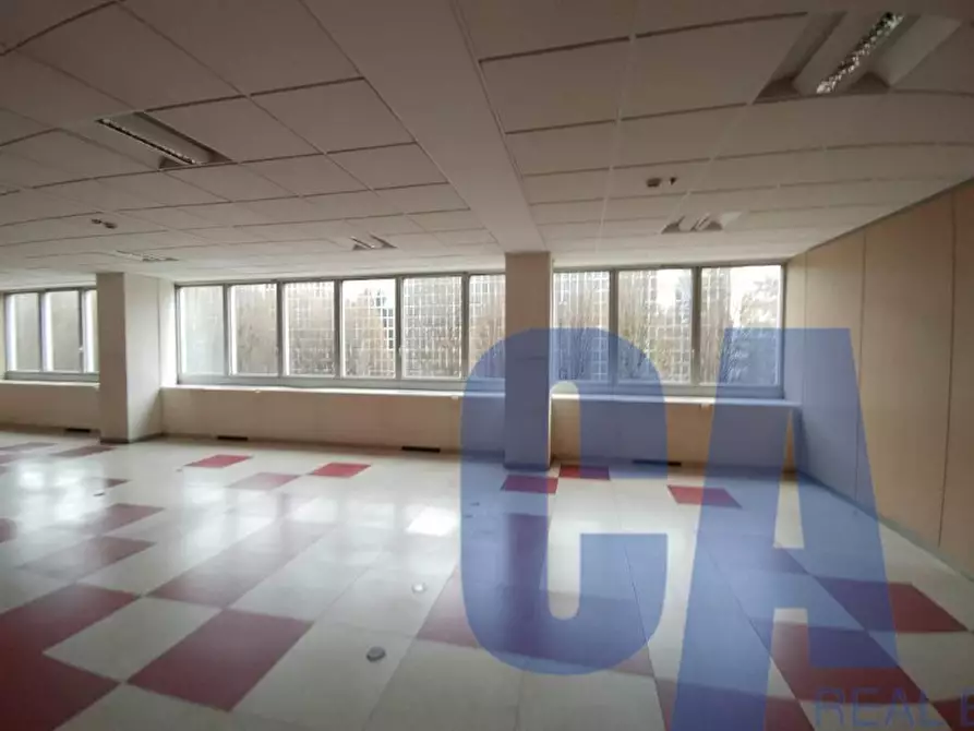 Immagine 3 di Ufficio in affitto  in VIA BUGATTI ETTORE a Milano