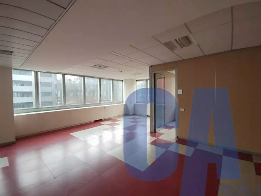 Immagine 13 di Ufficio in affitto  in VIA BUGATTI ETTORE a Milano