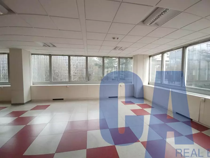 Immagine 4 di Ufficio in affitto  in VIA BUGATTI ETTORE a Milano