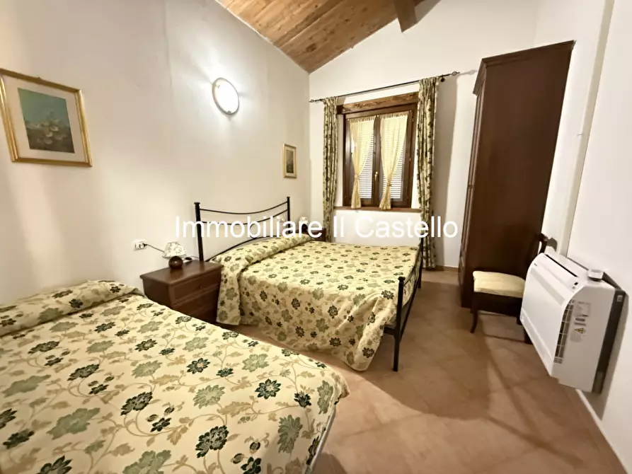 Immagine 29 di Bed & Breakfast in vendita  in Via romea a Castiglione Del Lago