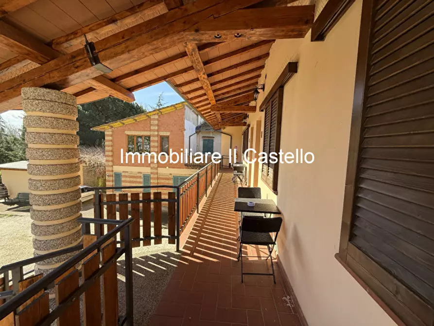 Immagine 31 di Bed & Breakfast in vendita  in Via romea a Castiglione Del Lago