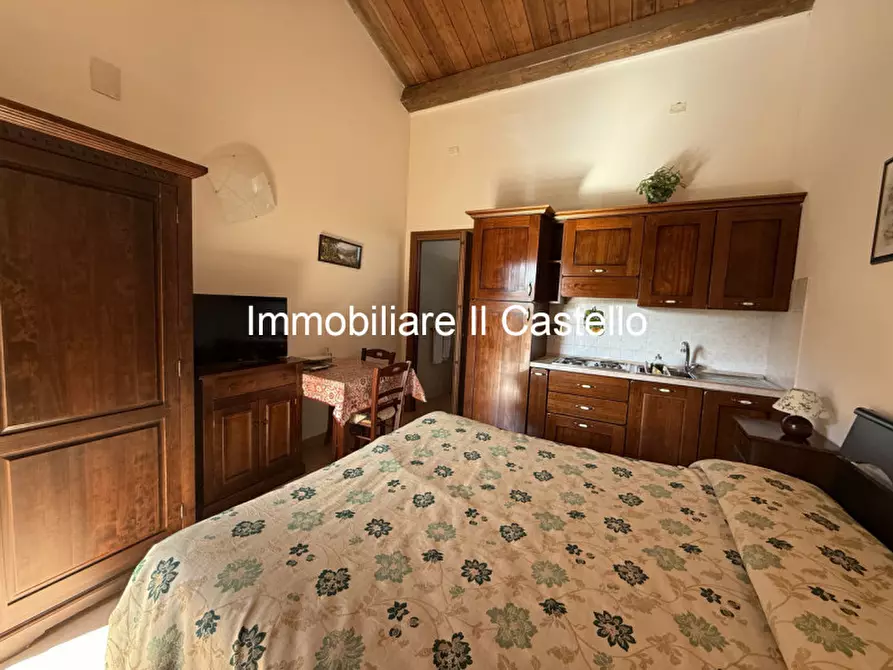 Immagine 33 di Bed & Breakfast in vendita  in Via romea a Castiglione Del Lago
