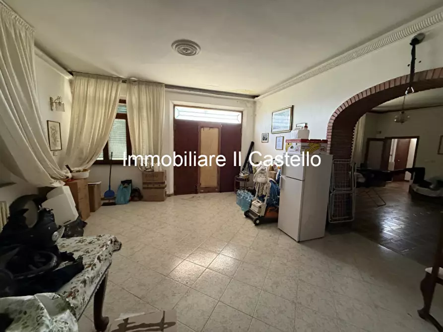 Immagine 36 di Bed & Breakfast in vendita  in Via romea a Castiglione Del Lago